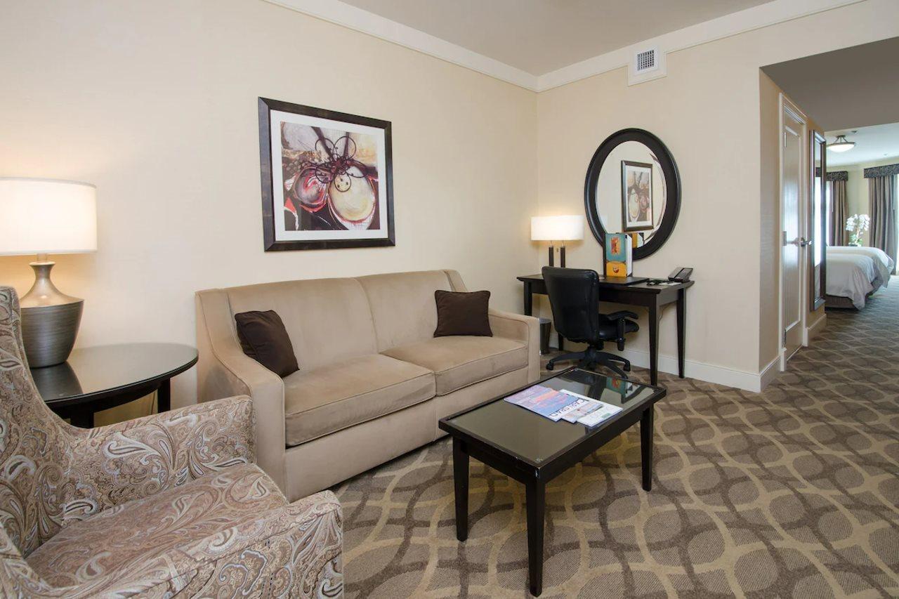 West Inn & Suites Carlsbad Esterno foto
