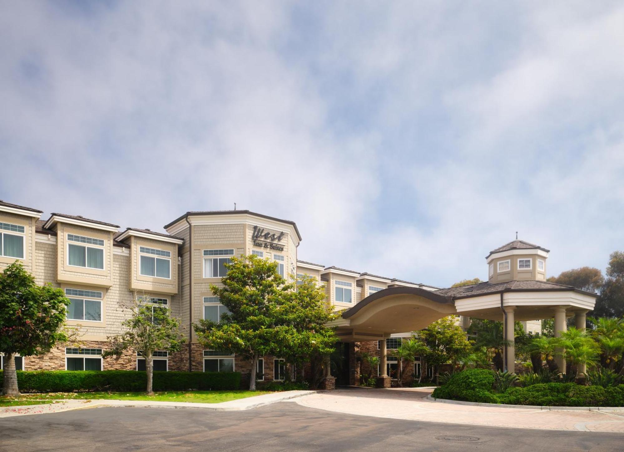 West Inn & Suites Carlsbad Esterno foto