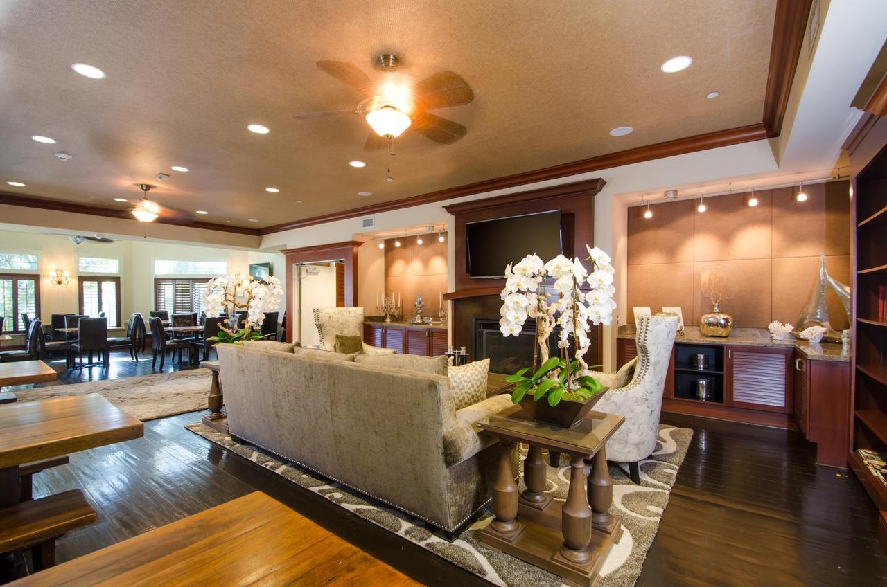 West Inn & Suites Carlsbad Esterno foto