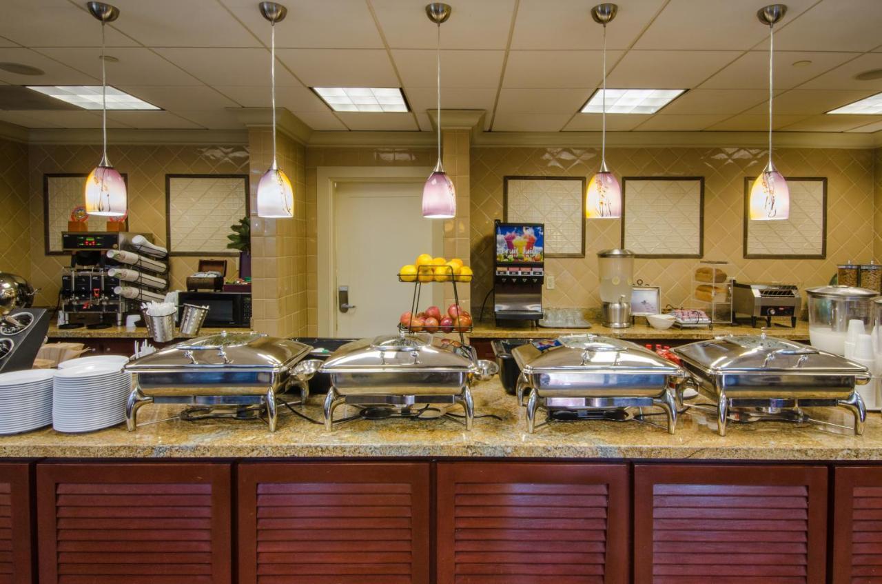 West Inn & Suites Carlsbad Esterno foto