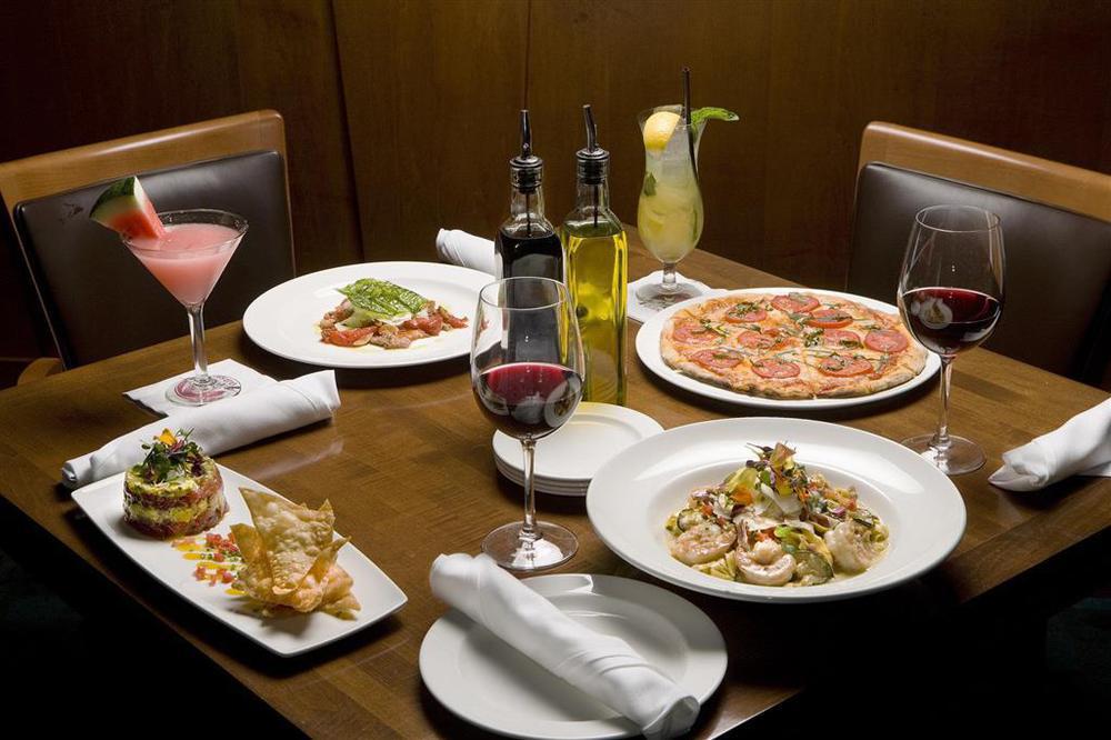 West Inn & Suites Carlsbad Ristorante foto